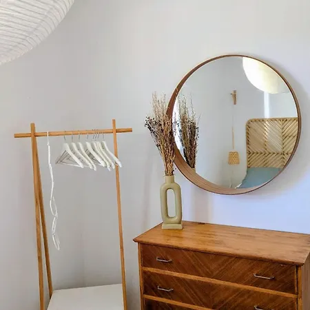 La Petite Maison Dans La Pinede Nyaraló *