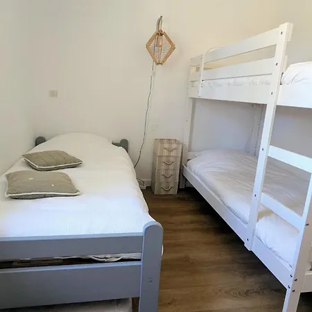 La Petite Maison Dans La Pinede Nyaraló Lacanau