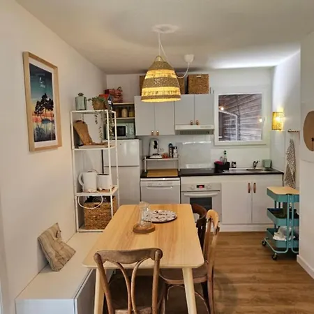 Nyaraló La Petite Maison Dans La Pinede *
